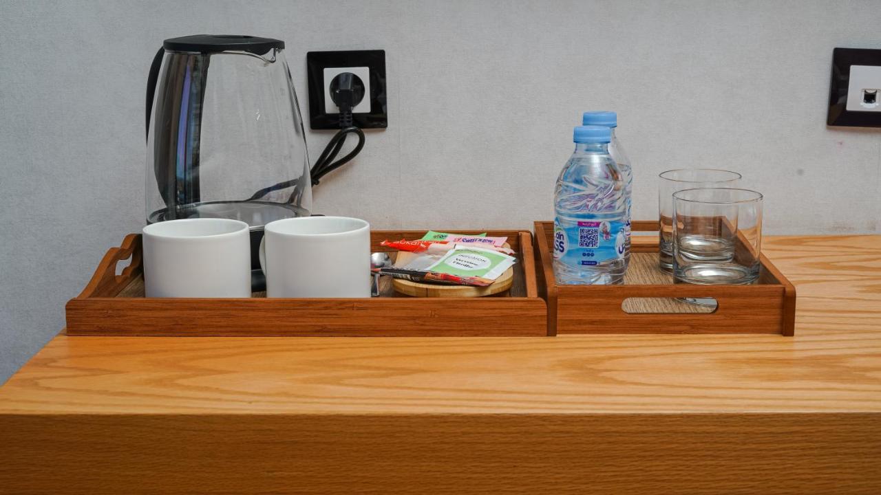 Razane Hotel Кенитра Экстерьер фото