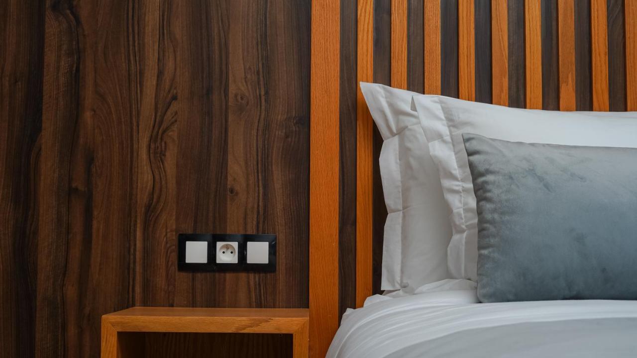 Razane Hotel Кенитра Экстерьер фото