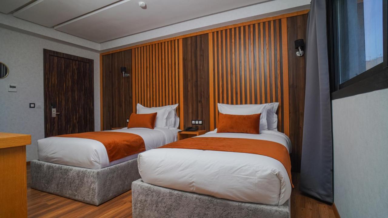 Razane Hotel Кенитра Экстерьер фото